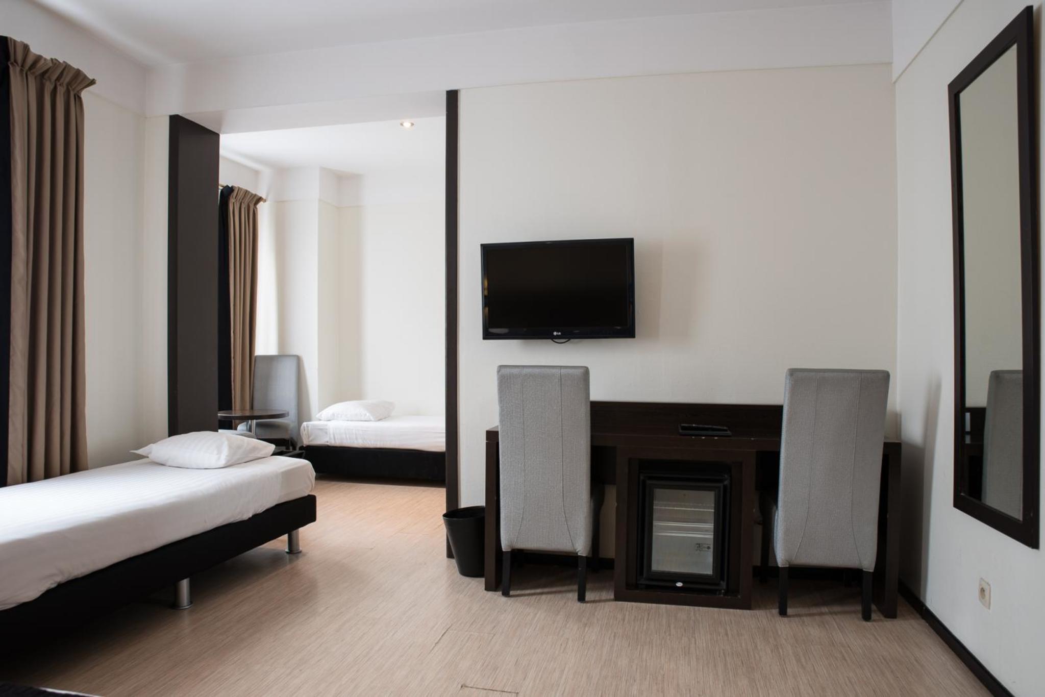 Hotel Floris Hotel Ustel Midi Saint-Gilles Buitenkant foto