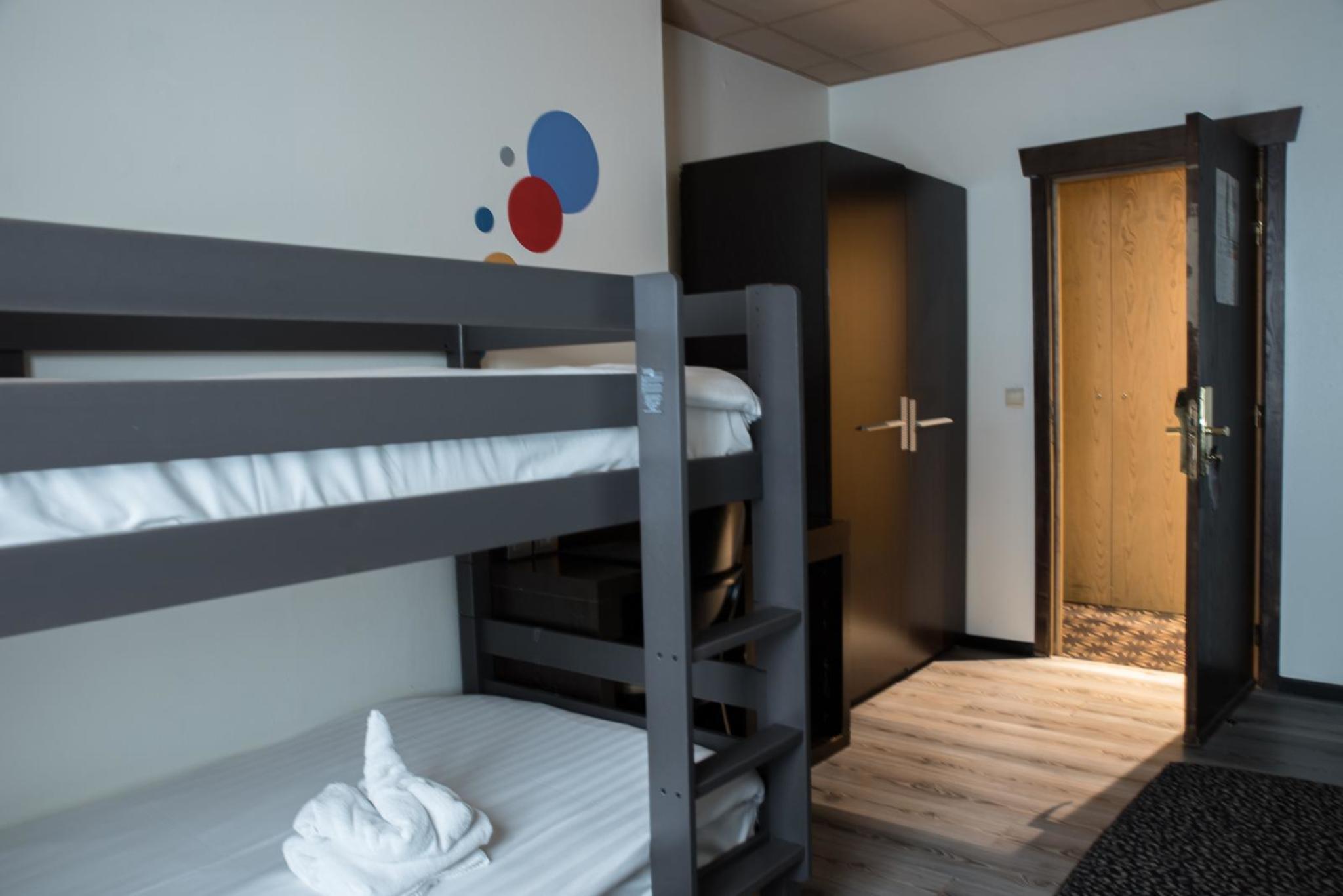 Hotel Floris Hotel Ustel Midi Saint-Gilles Buitenkant foto