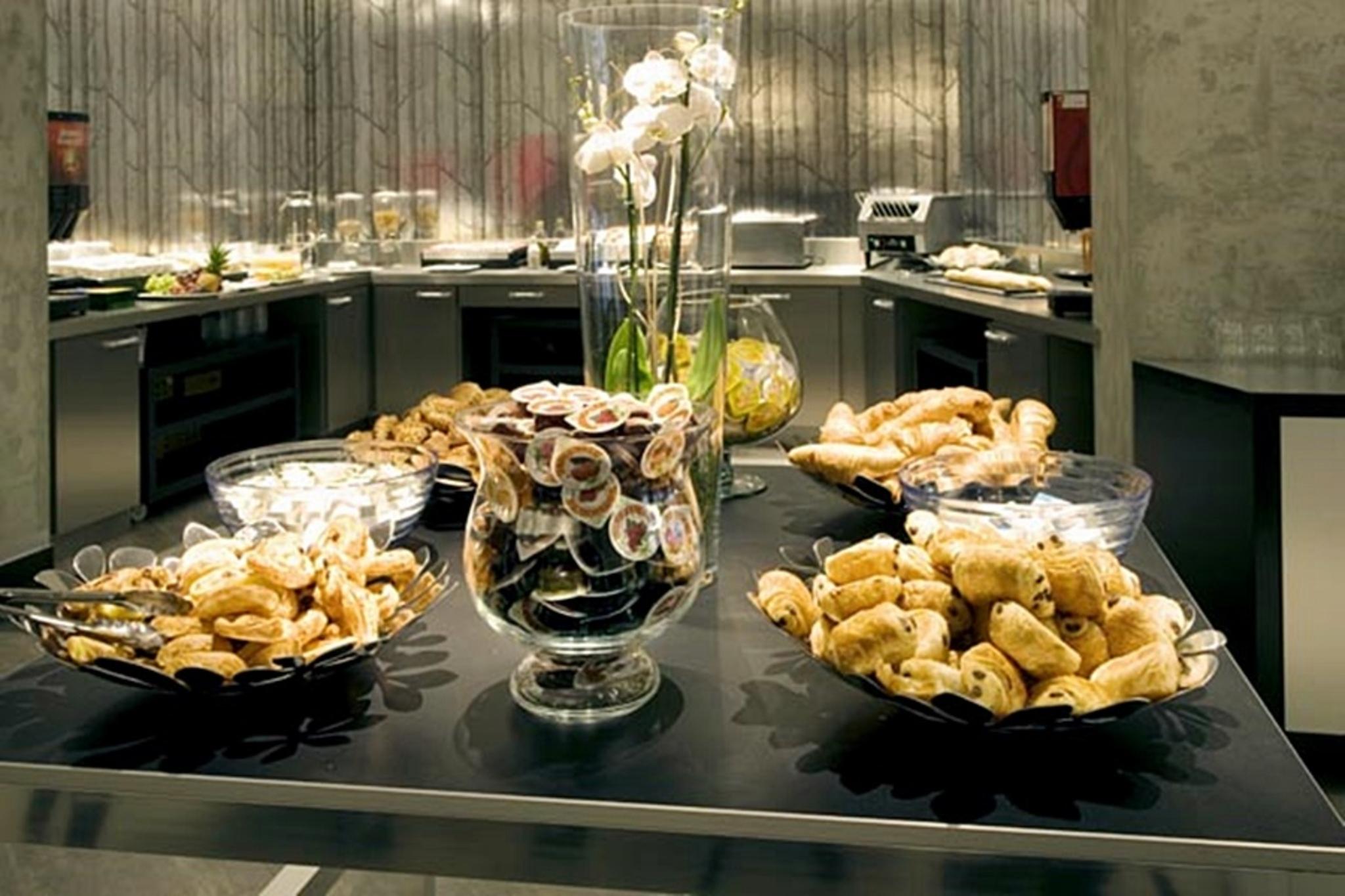 Hotel Floris Hotel Ustel Midi Saint-Gilles Restaurant foto